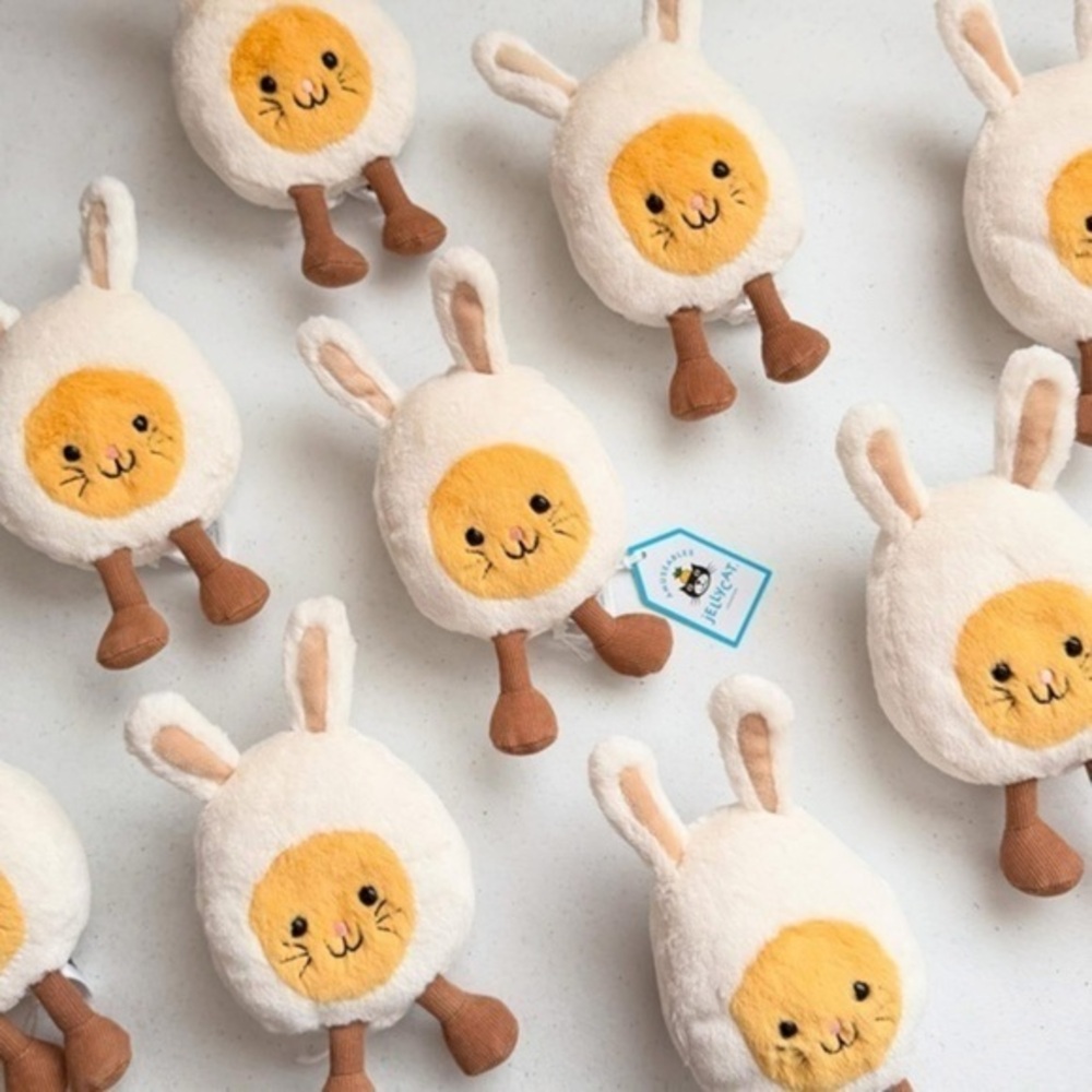 NWT Jellycat Amuseable Bunny Egg​